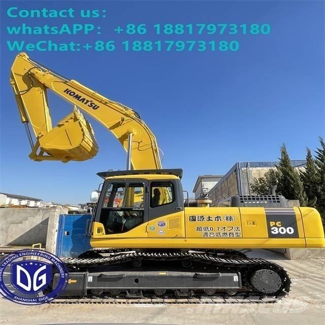 Komatsu PC 300-7 Bandgrävare