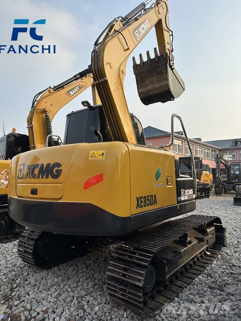 XCMG XE 85 DA Bandgrävare