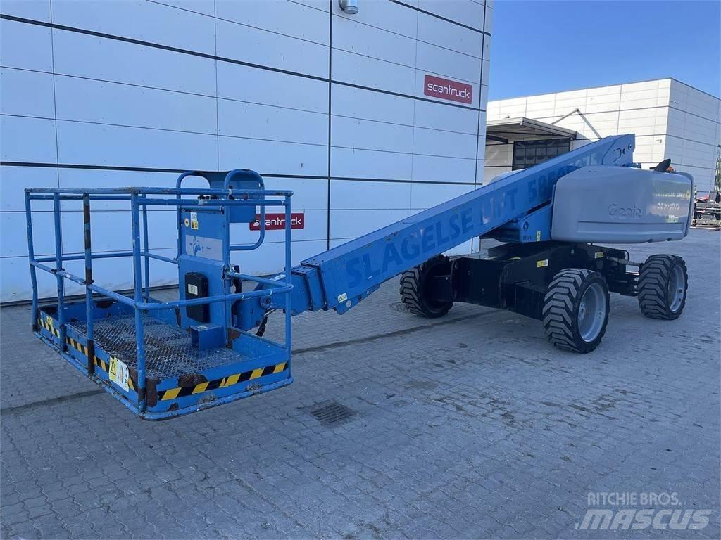 Genie S-60HC Bomliftar