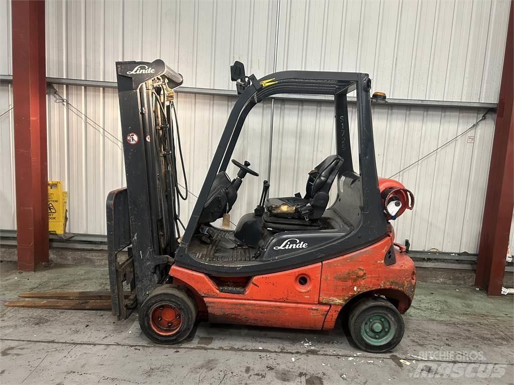Linde H20T-03 Gasolmotviktstruckar