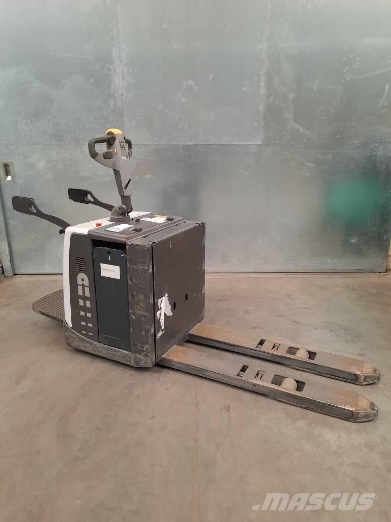 UniCarriers PMR200P Låglyftare med plattform
