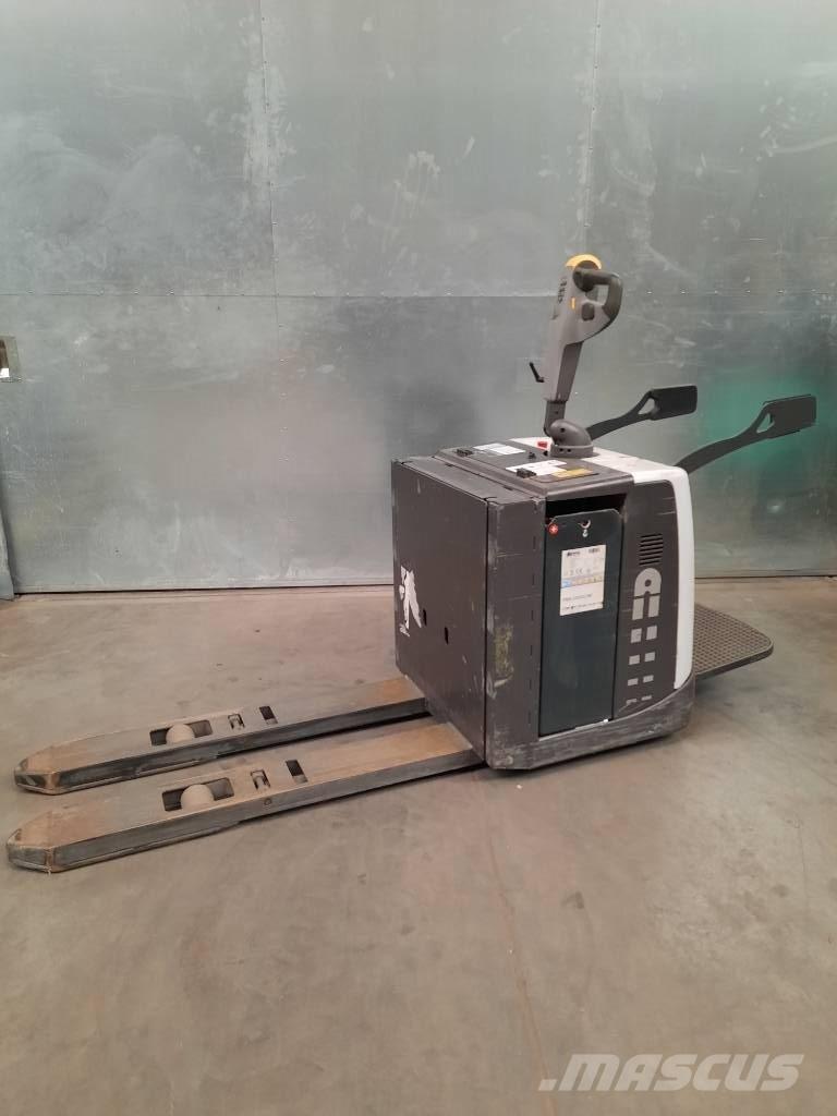 UniCarriers PMR200P Låglyftare med plattform
