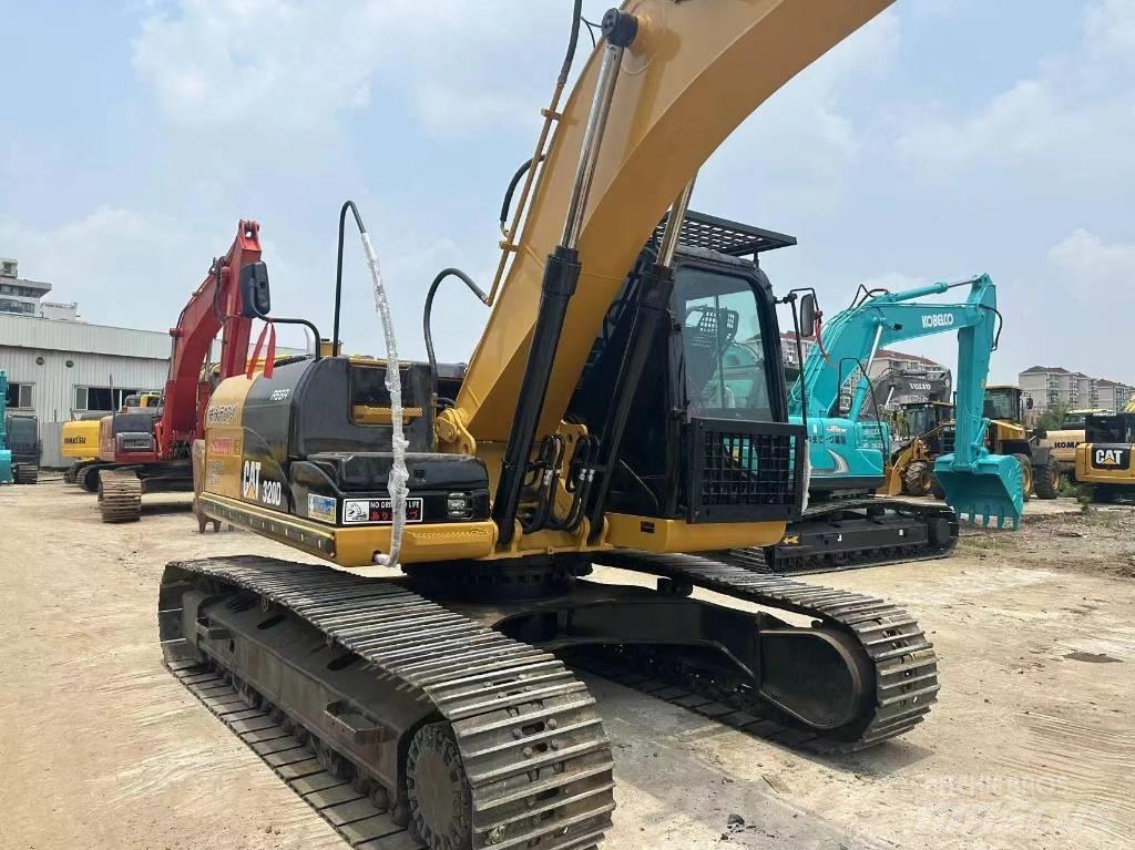 CAT 320 D Bandgrävare