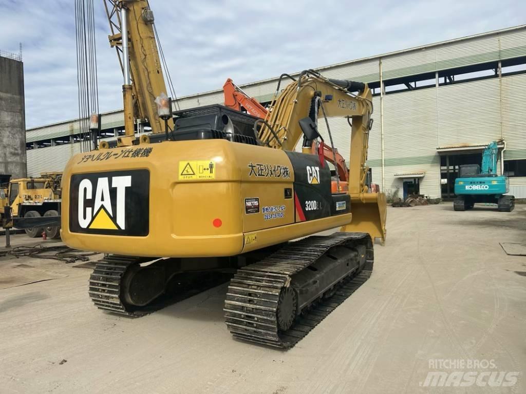CAT 320 D Bandgrävare