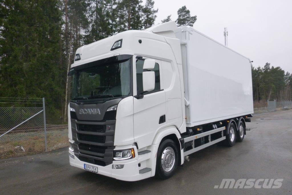 Scania R560 LB6x2*4 Flisbilar