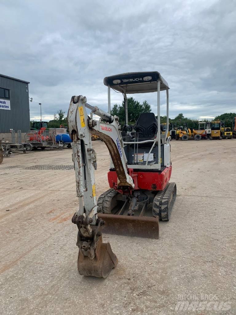 Takeuchi TB 215 R Minigrävare < 7t