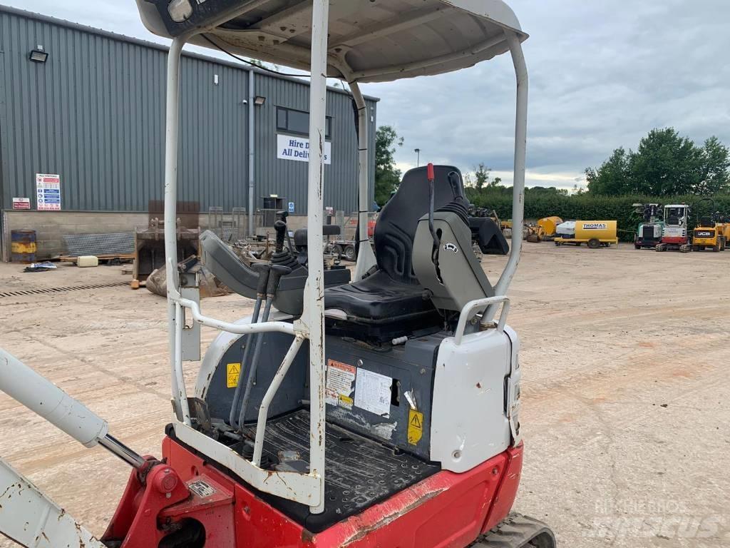 Takeuchi TB 215 R Minigrävare < 7t