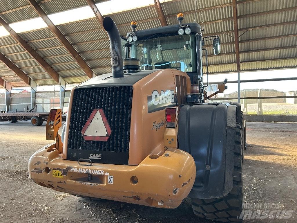 CASE 821 E Hjullastare