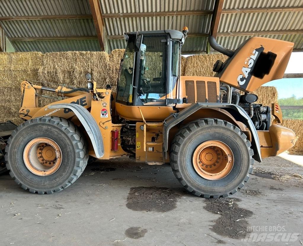 CASE 821 E Hjullastare