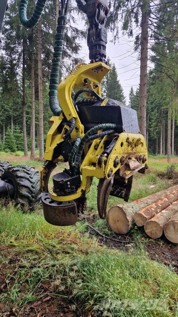John Deere 1270 G Skördare