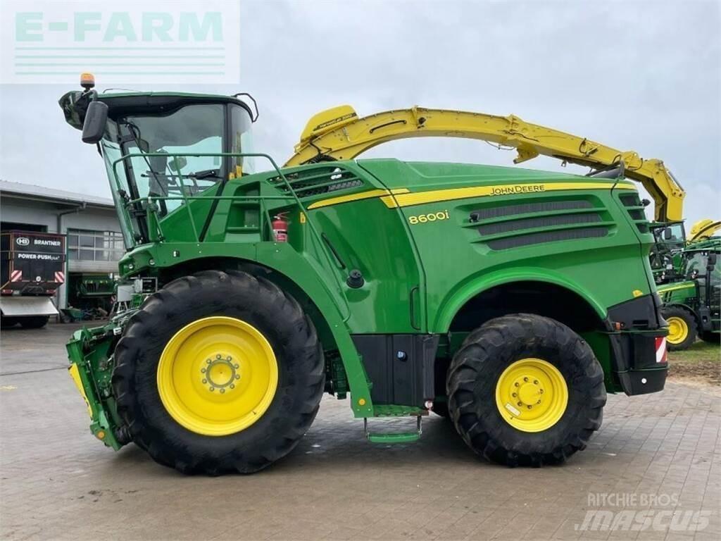 John Deere 8600 Självgående fälthackar