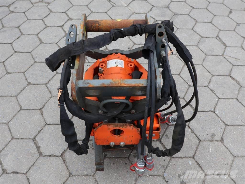  TILT ROTATOR TR07 Redskapsfäste/ adaptrar