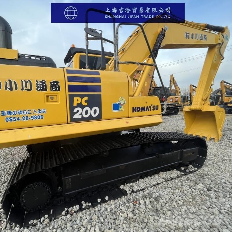 Komatsu PC 200 Bandgrävare