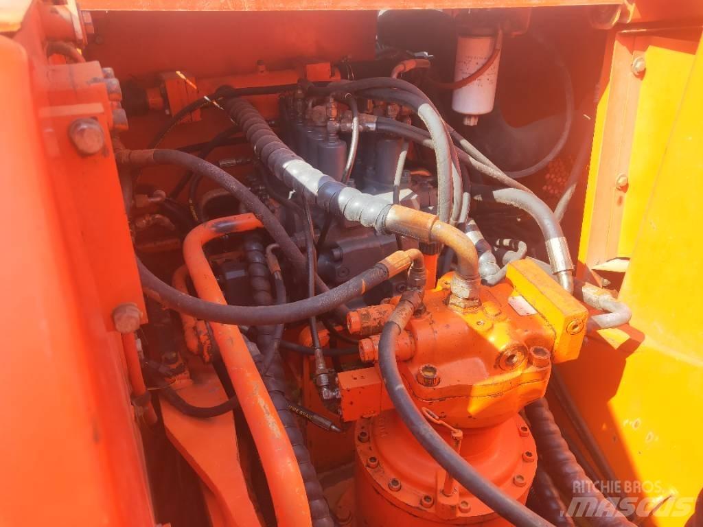 Doosan DH220LC-7 Bandgrävare