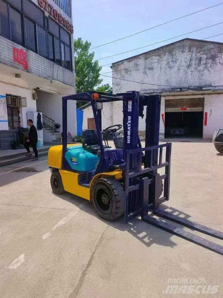 Komatsu FD 30 Dieselmotviktstruckar