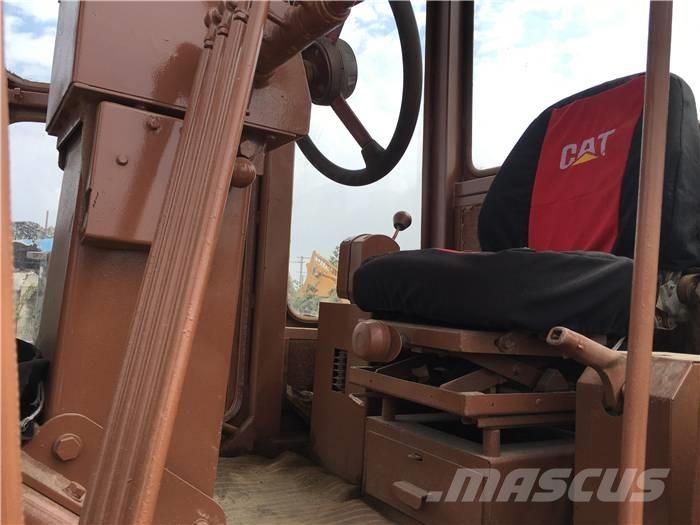 CAT 140 H Väghyvlar