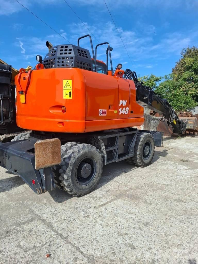 Komatsu PW 148-11 Hjulgrävare