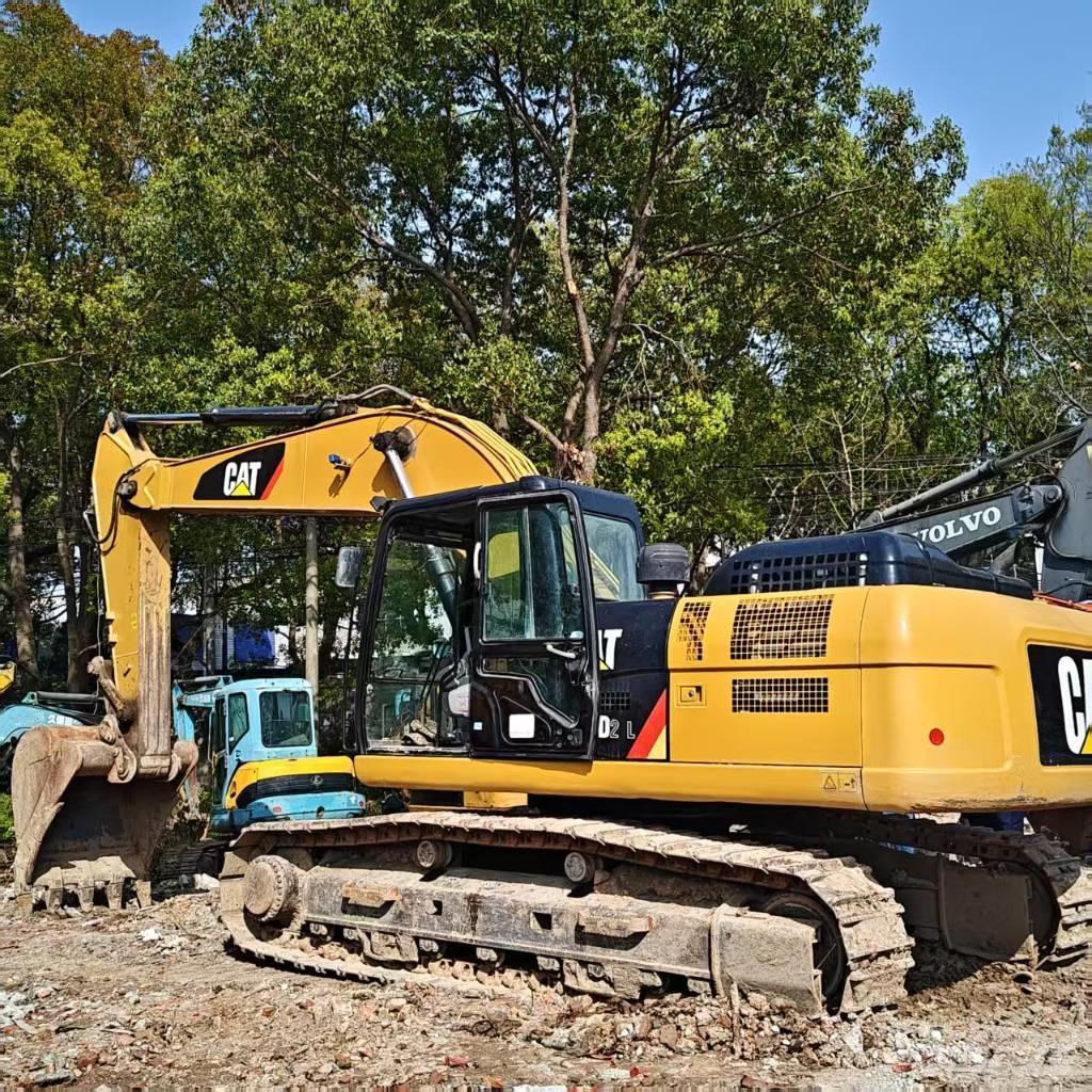 CAT 320 D2 Bandgrävare