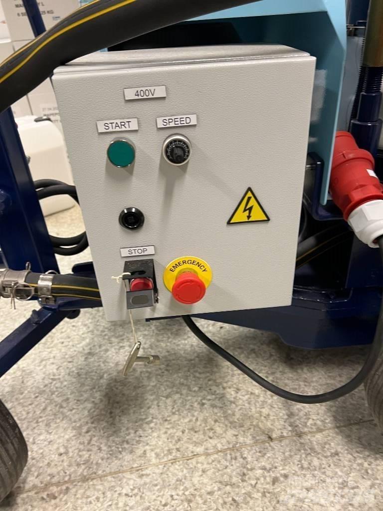  Rockcreter  65 Betongpumpar