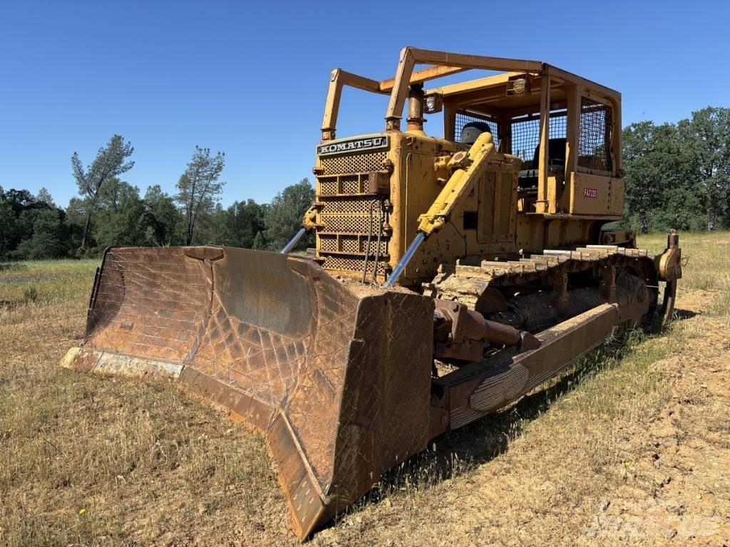 Komatsu D 85-12 Bandschaktare