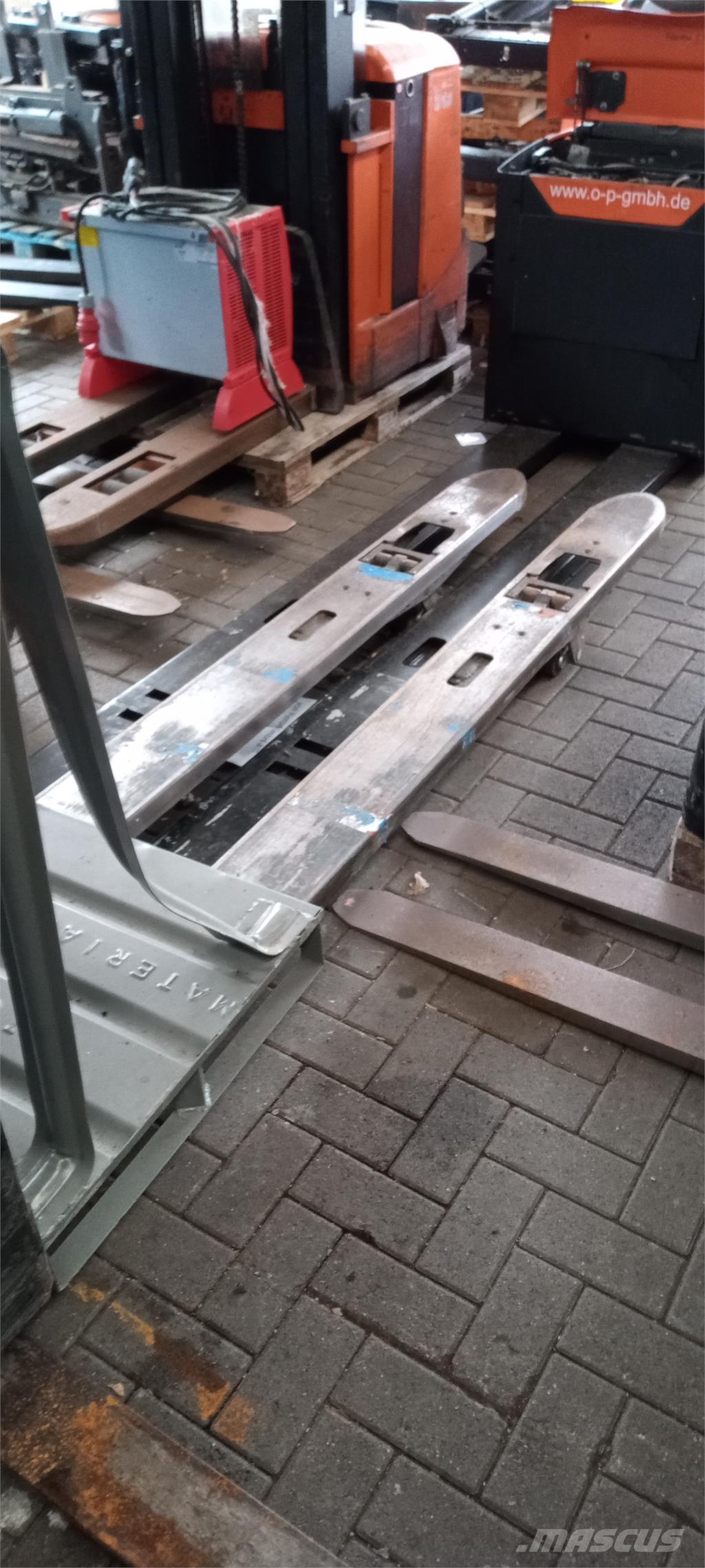 Toyota LPE 250 Staplare-led