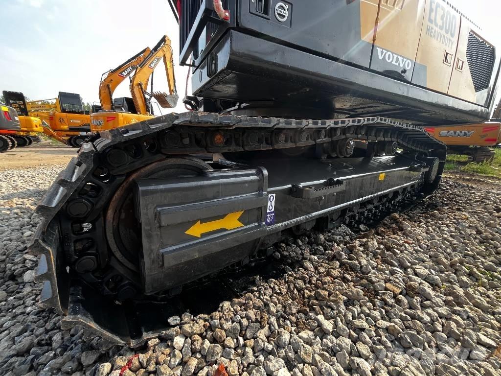 Volvo EC 300 D L Bandgrävare
