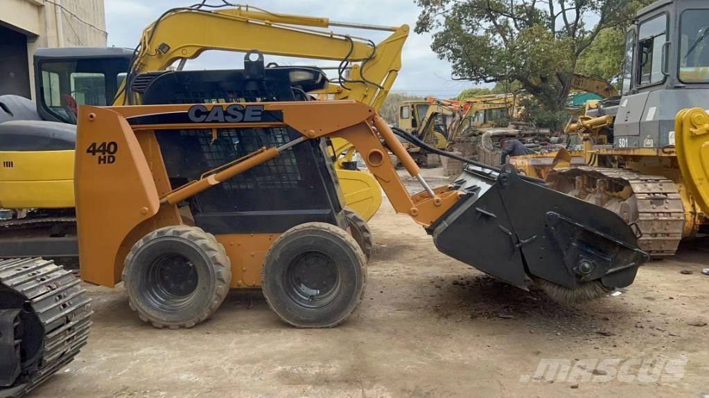 CASE 440 Kompaktlastare