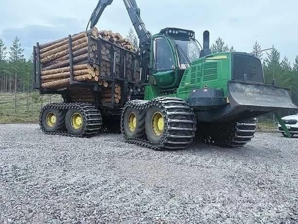 John Deere 1910 Skotare