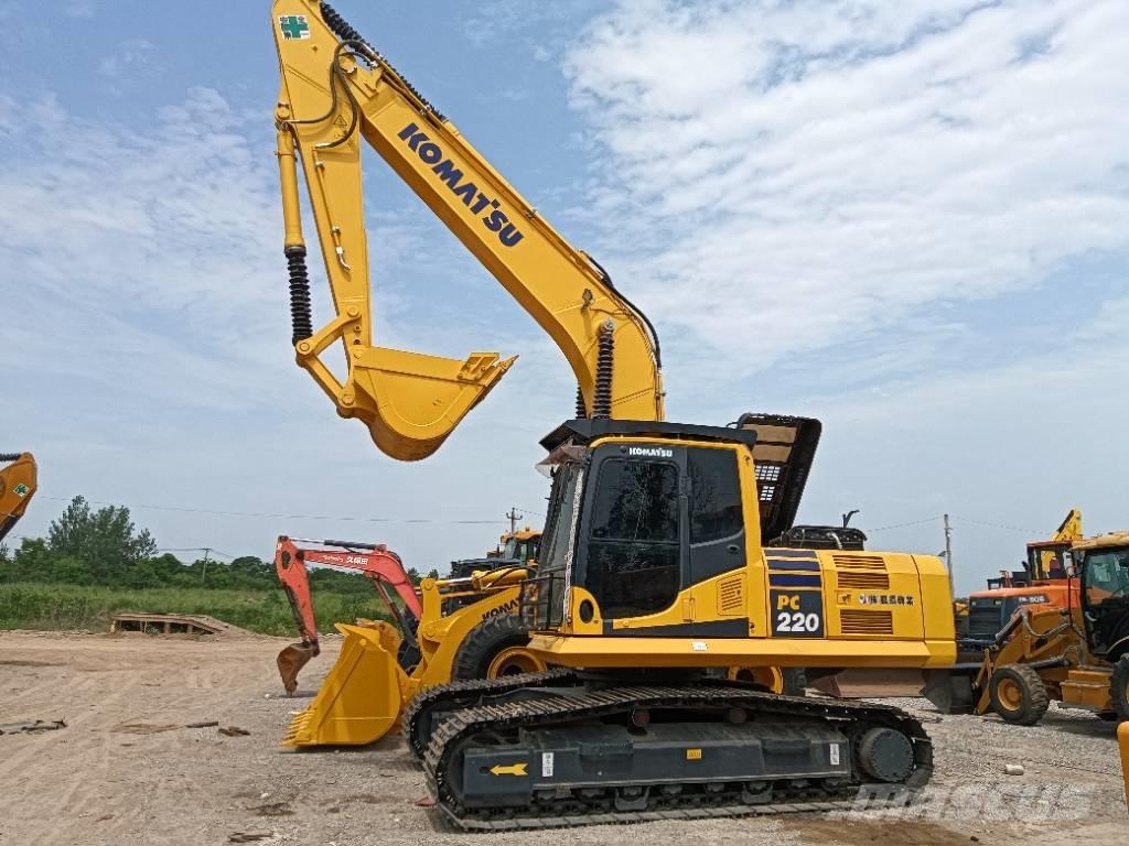 Komatsu PC 220-8 Bandgrävare