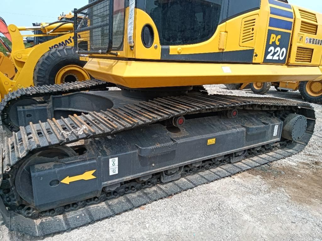 Komatsu PC 220-8 Bandgrävare