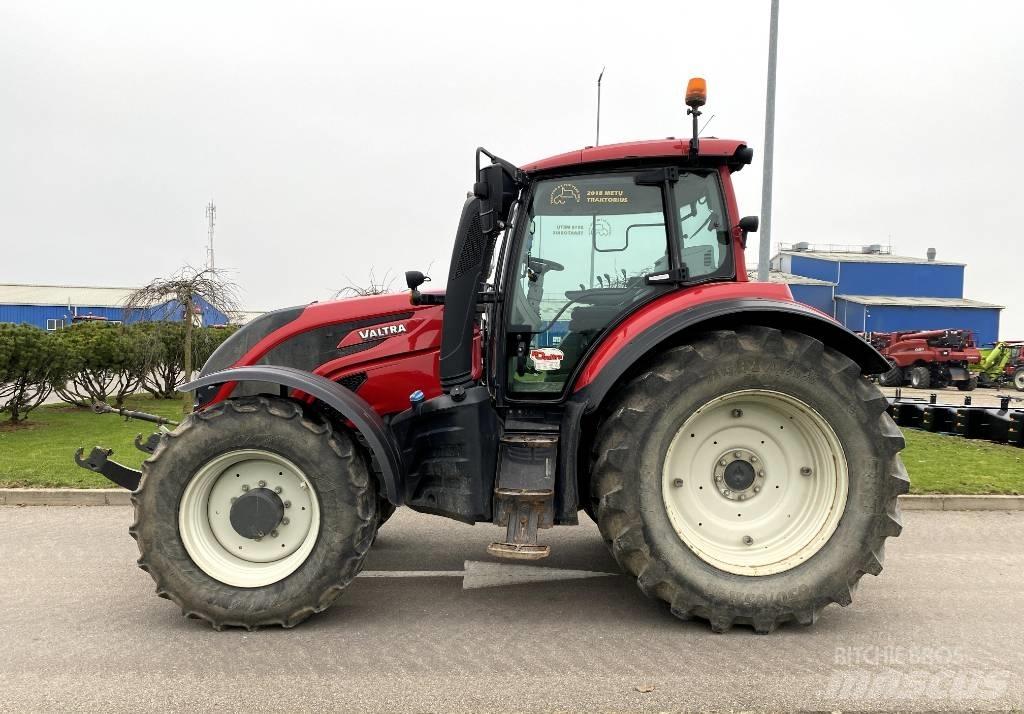 Valtra T 234 A Traktorer
