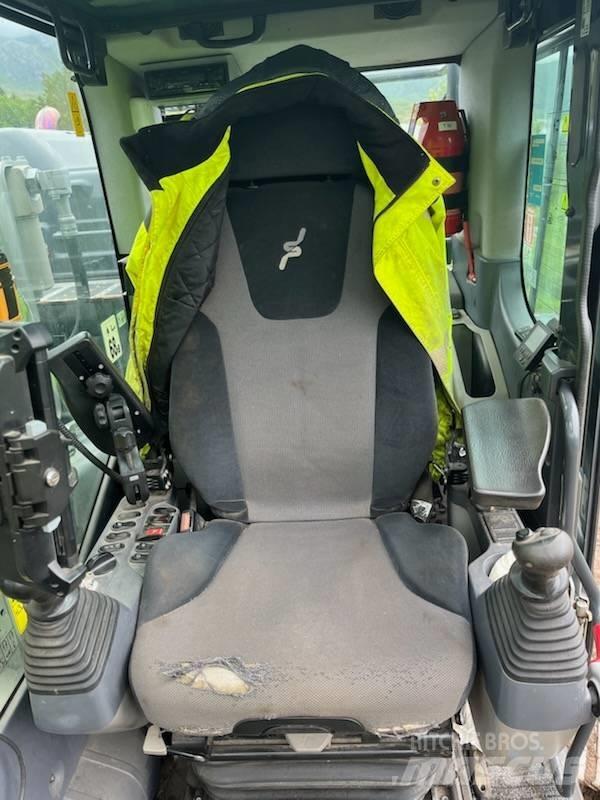 Komatsu PC 170 LC-11 Bandgrävare
