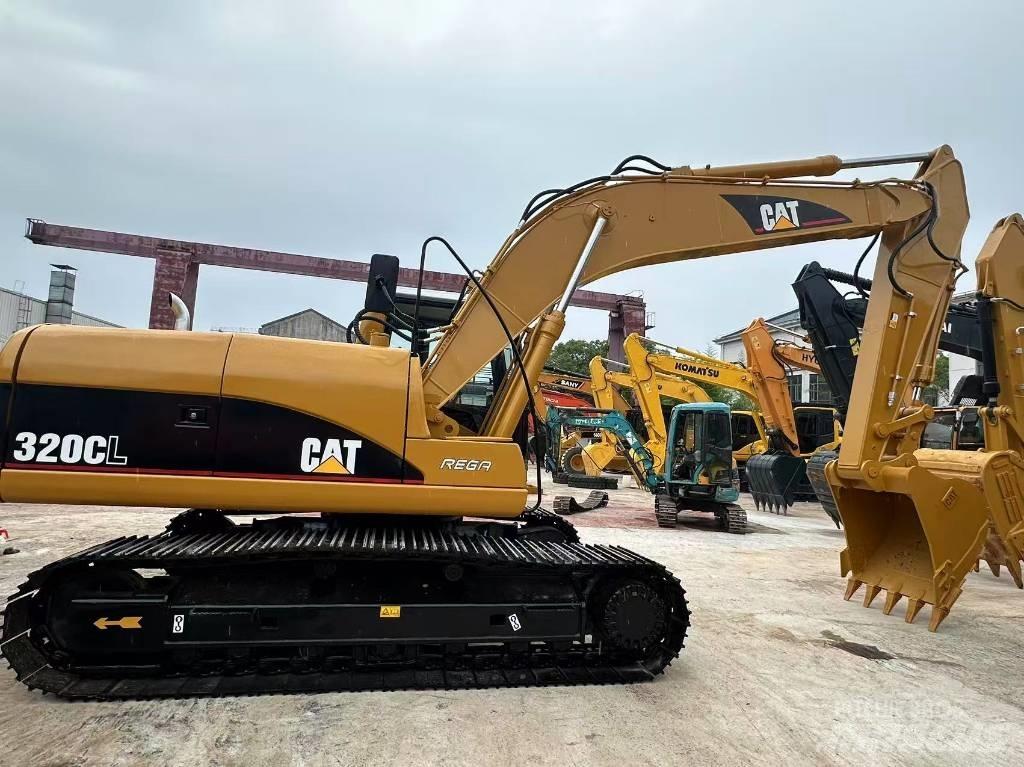 CAT 320 C L Bandgrävare
