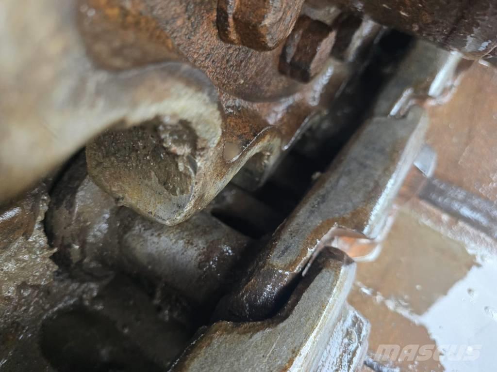 Hitachi ZX 210 Bandgrävare