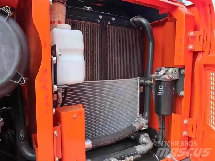 Doosan DX150 Bandgrävare