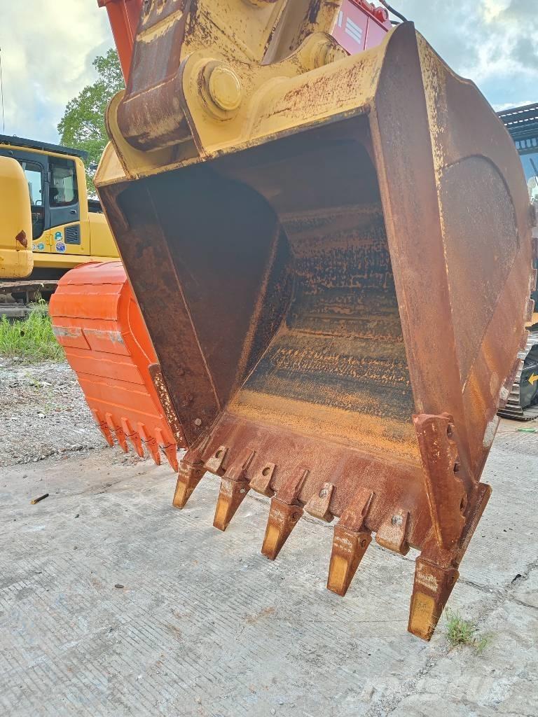 Komatsu PC 400-8 Bandgrävare