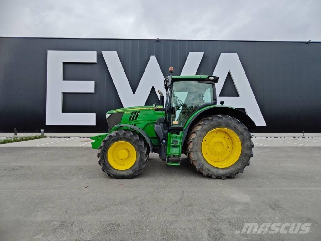 John Deere 6215 R Traktorer