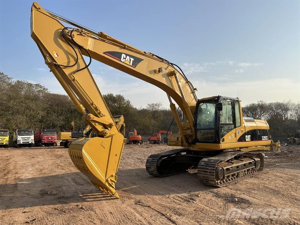 CAT 325C Bandgrävare