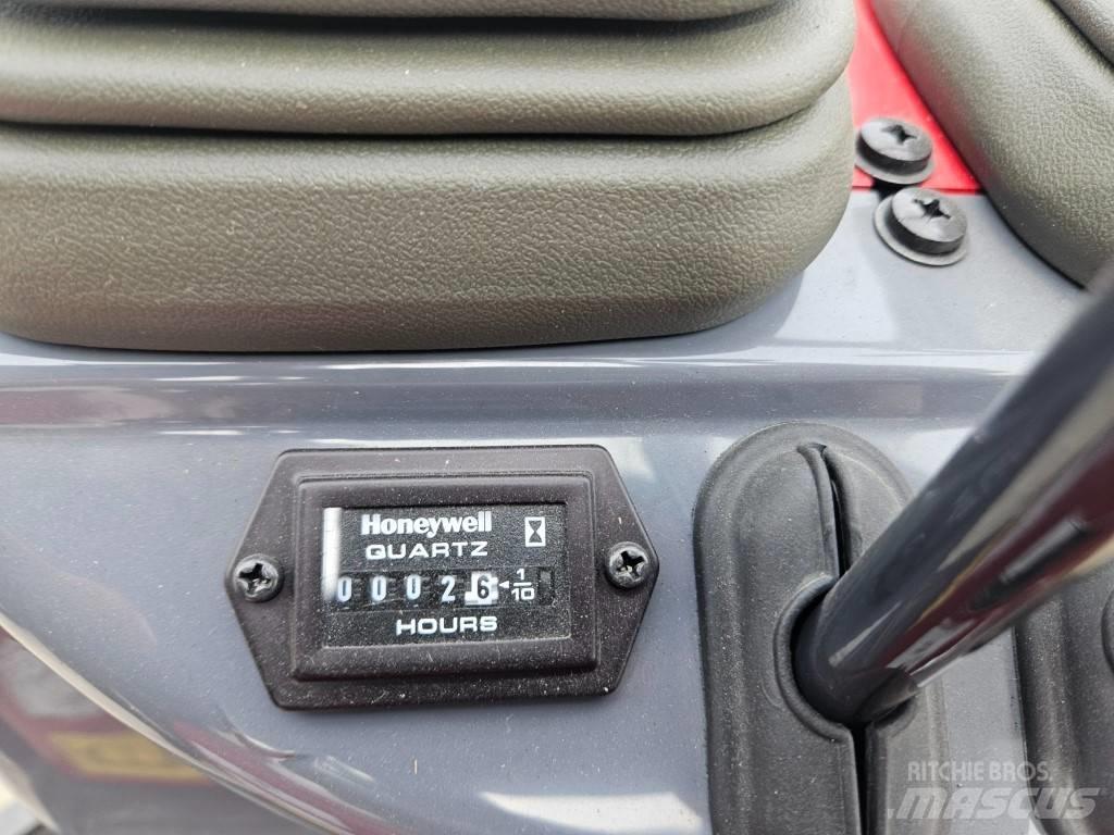 Yanmar SV08-1C Minigrävare < 7t