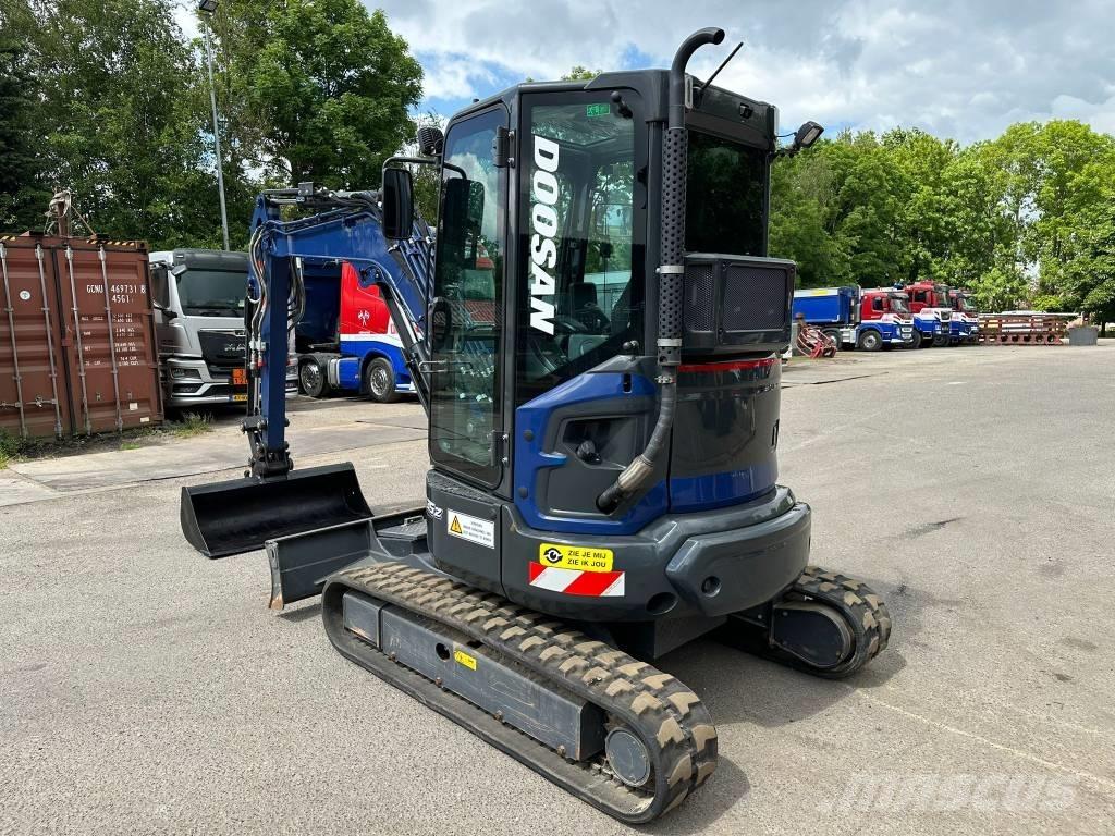 Doosan DX 35 Z Minigrävare < 7t