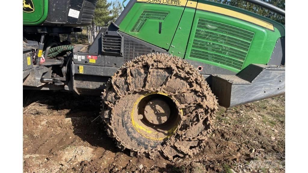 John Deere 1070 G Skördare