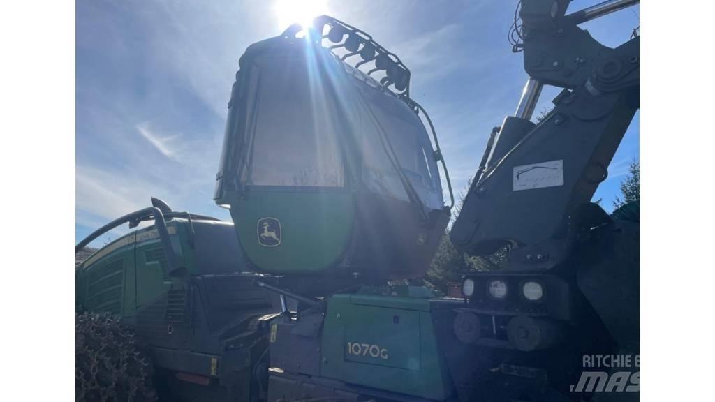 John Deere 1070 G Skördare