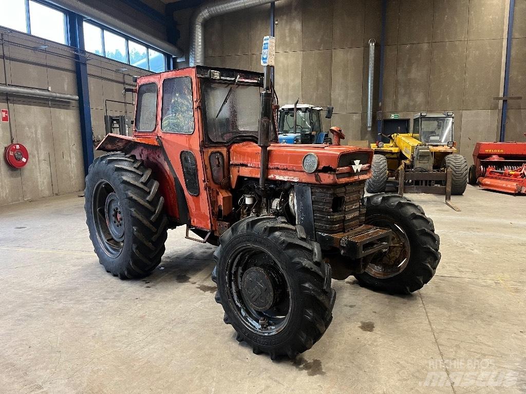 Massey Ferguson 168 Traktorer