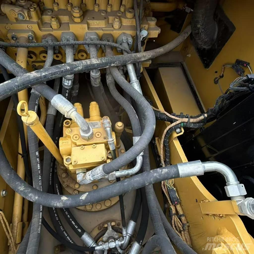 CAT 320 GC Bandgrävare