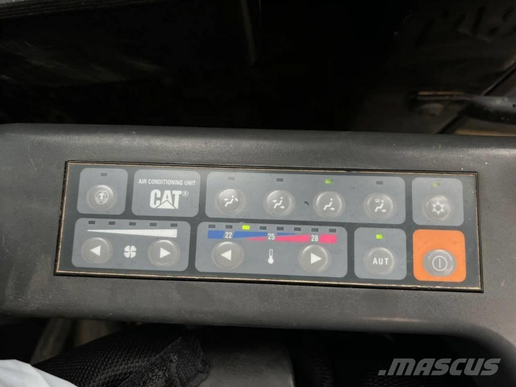 CAT 321D LCR Bandgrävare