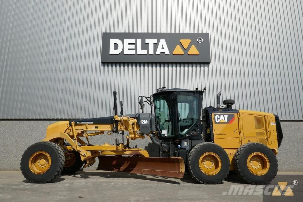 CAT 12M3 Väghyvlar