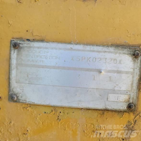 CAT 311 Bandgrävare