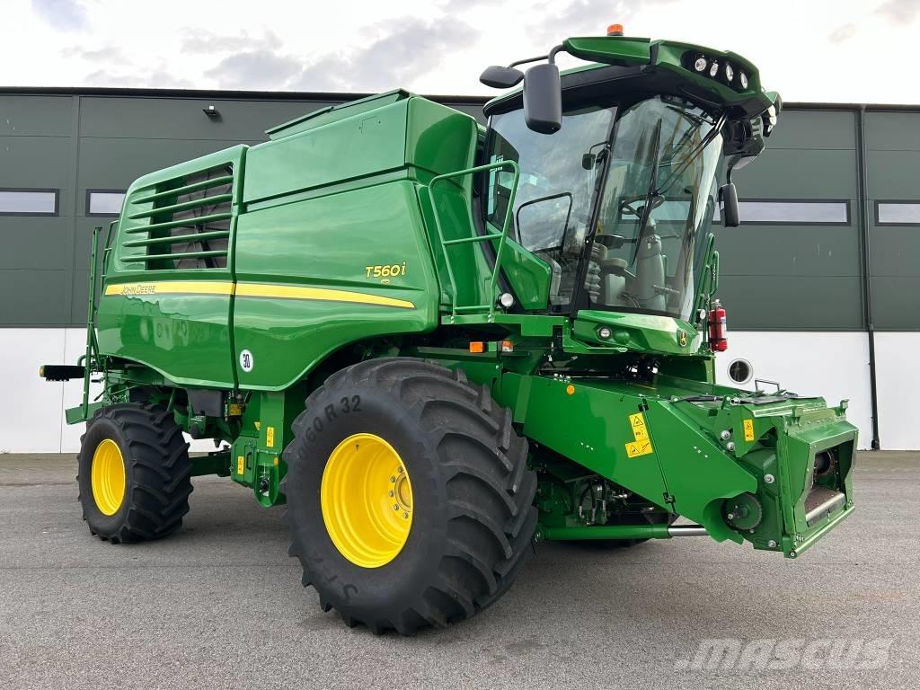 John Deere T 560 i Skördetröskor