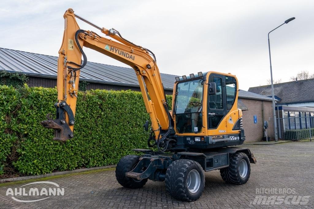Hyundai R55W-9A Hjulgrävare