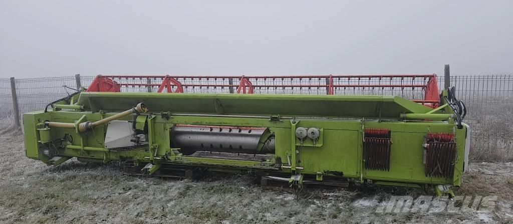 CLAAS Tucano 440 Skördetröskor